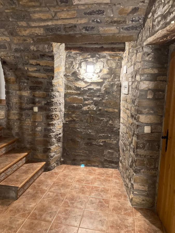 Casa Encuentra, En El Pirineo Al Lado De Ainsa Guest House El Pueyo de Araguas Luaran gambar